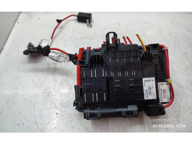 Блок предохранителей  30659092   Volvo V70    