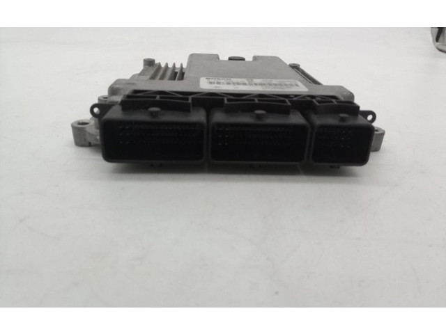 Řídící jednotka 0281030439 Renault Sandero I 2015