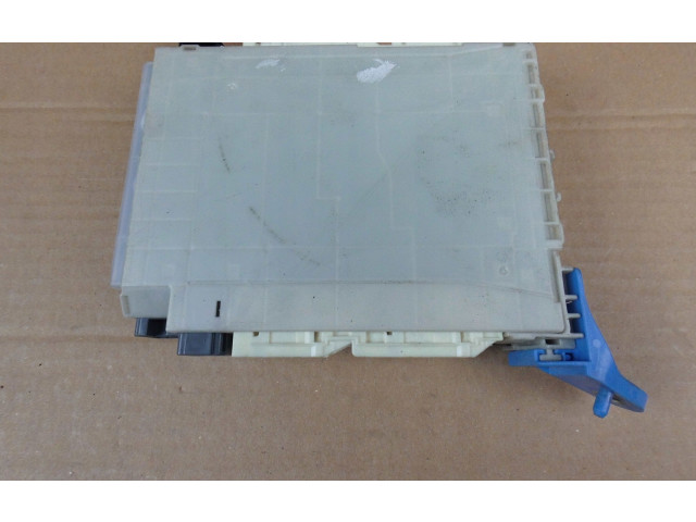 Блок комфорта 8922153230, 8273053J31 Lexus IS III XE30