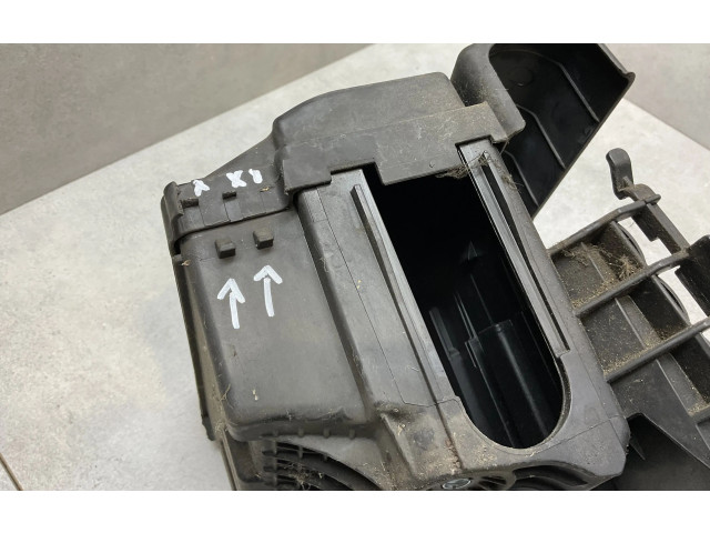 Блок предохранителей 5C0937132A Volkswagen Jetta VI