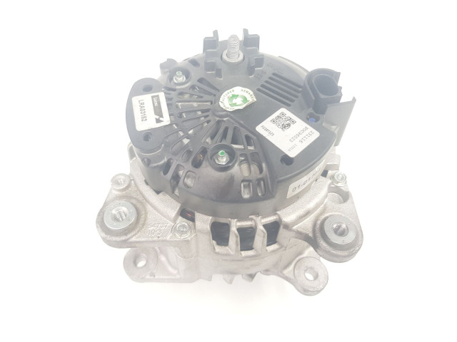 Генератор LRA03152, 04L903023H Skoda Superb B8 (3V)