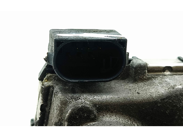 Дроссельная заслонка 0280750101 Maserati Quattroporte