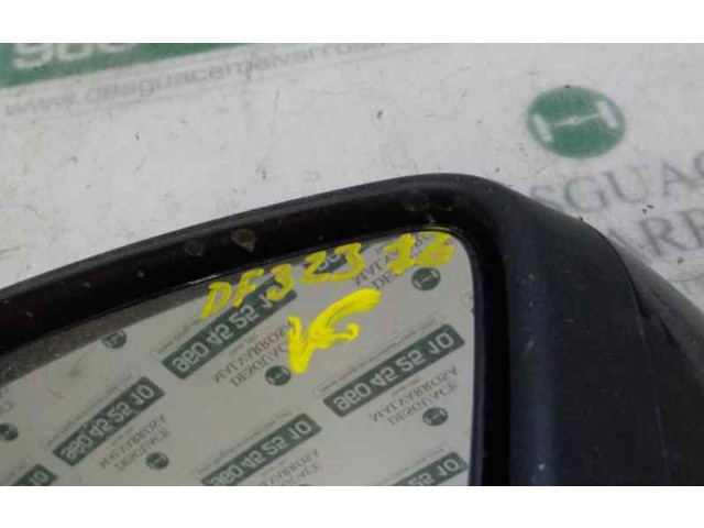 Zpětné zrcátko Renault Captur 2015