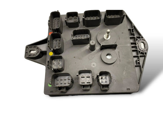 Блок предохранителей 518806206, 2W9314A073BE Jaguar XJ X350