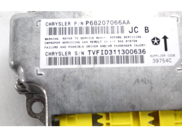 Блок подушек безопасности 68207066AA Fiat Freemont