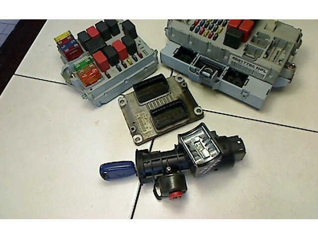 Řídící jednotka 46822116, 0261206982   Fiat Punto (188) 2001