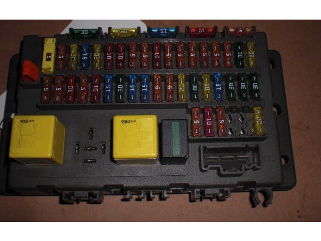 Блок предохранителей Rover 75