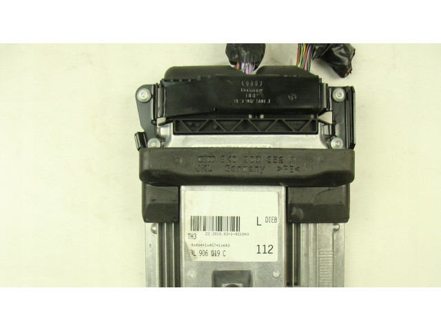 Řídící jednotka 03L906019C Audi A4 S4 B8 8K 2012
