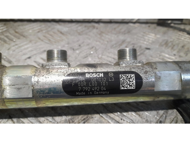 Vstřikovací lišta 7792492, F00RL00101 BMW 7 E65 E66 pro naftový motor 4.5