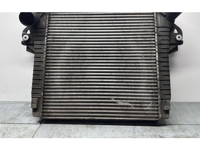 Интеркулер     Jeep Cherokee 