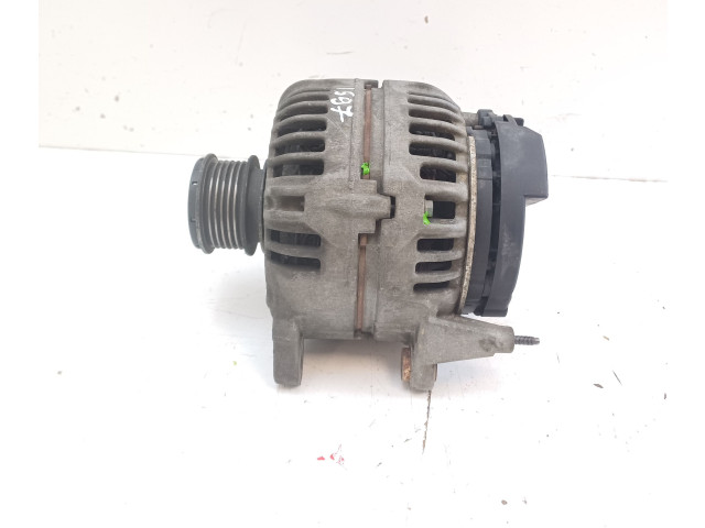 Генератор 06F903023F Volkswagen Caddy