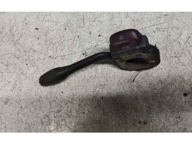 Ручка стеклоочистителей    Volkswagen PASSAT B4