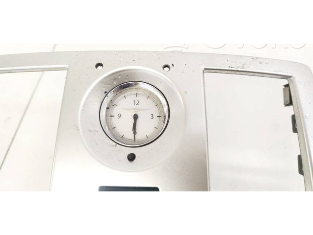 Дисплей       Chrysler 300 - 300C