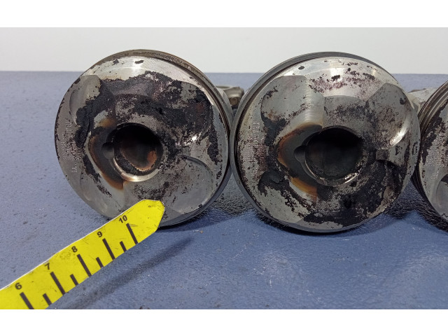 Поршень Mazda 3 II