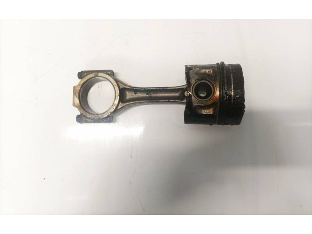 Поршень с шатуном Audi A6 S6 C5 4B