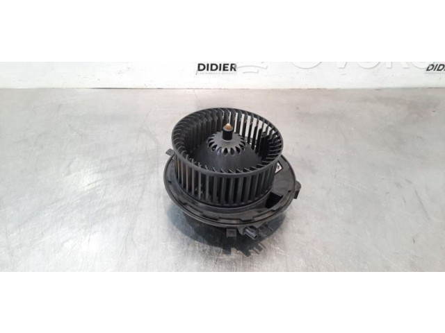 Вентилятор печки    5Q1819021E   Audi A3 S3 8V