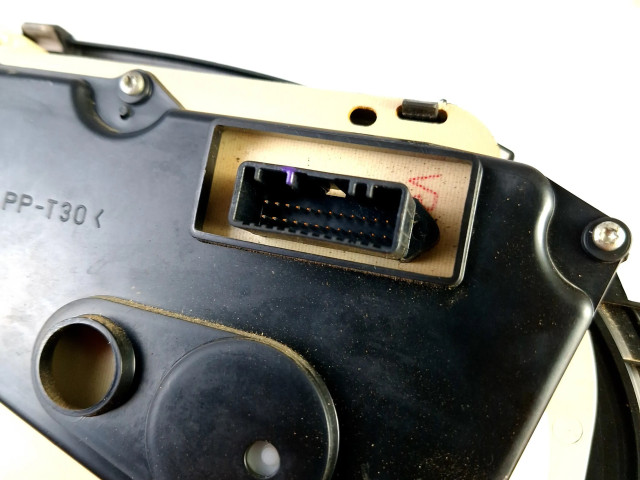 Панель приборов 216774992, 21677499-2 Dacia Logan I