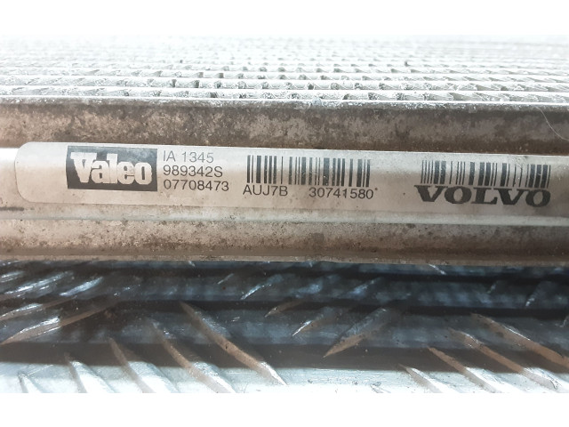 Интеркулер 989342S Volvo XC70 2.4