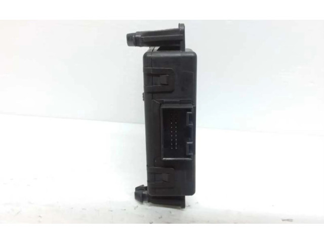 Блок управления двигателя    Skoda Superb B6 (3T)