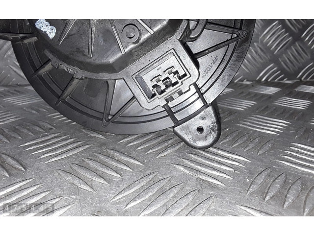 Вентилятор печки 0130115703 Ford Fiesta