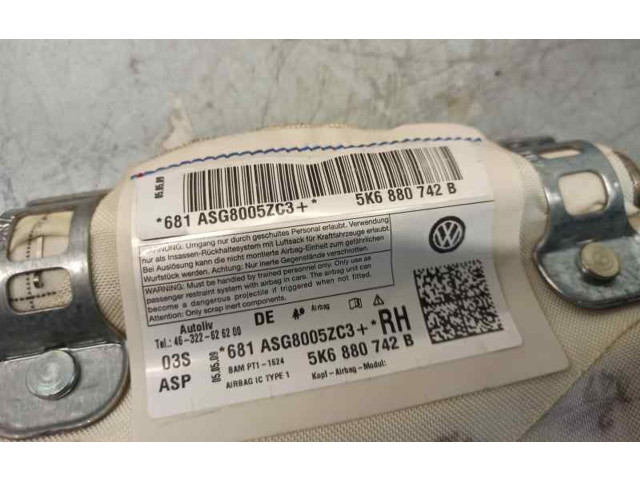 Подушка безопасности двери 5K6880742B Volkswagen Golf SportWagen