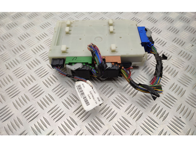 Блок предохранителей 7G9T14C256FA, 30765624   Volvo XC70    