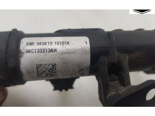 Топливная рампа 04E906031L, 04C133313AH Skoda Fabia Mk3 (NJ) для двигателя CHYB