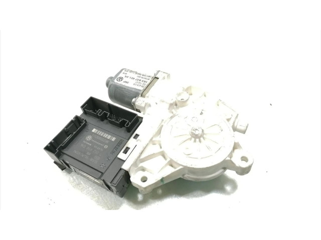 Передний двигатель механизма для подъема окон