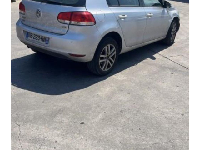 Панель приборов 5K0920871A Volkswagen Golf VI