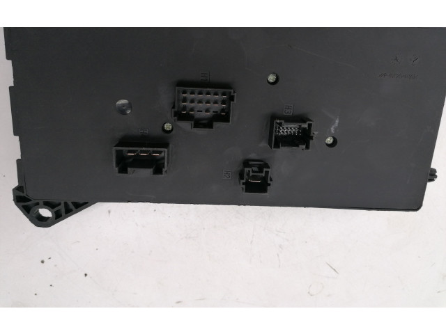 Блок предохранителей A9065450401 Mercedes-Benz 309