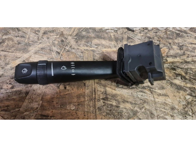 Ручка стеклоочистителей 30768098   Volvo V70