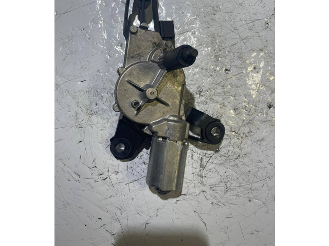 Моторчик заднего дворника MN105052, 0390201802 Mitsubishi Colt CZ3