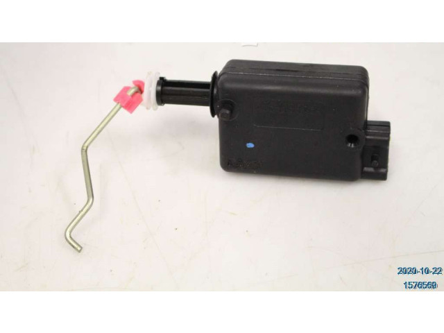 Замок багажника 7700712901 Dacia Sandero 2008 - 2012 года