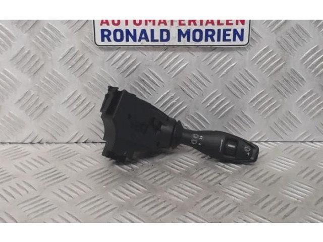 Ручка стеклоочистителей 8A6T17A553AC Ford Ecosport