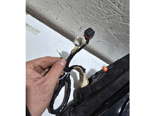 Зеркало электрическое        Maserati Grecale  2022 -  года   