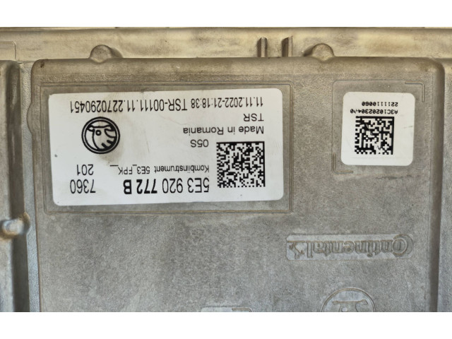 Панель приборов 5E3920772B, 111120222118 Skoda Octavia Mk4