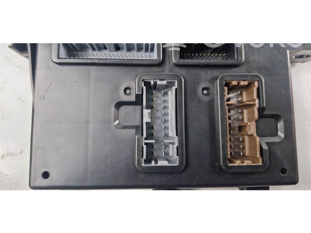 Блок комфорта 284B16583R Dacia Logan III