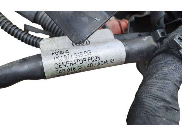   Pojistková skříňka 1K0937820B, 1K0937804L   Volkswagen Caddy 2013