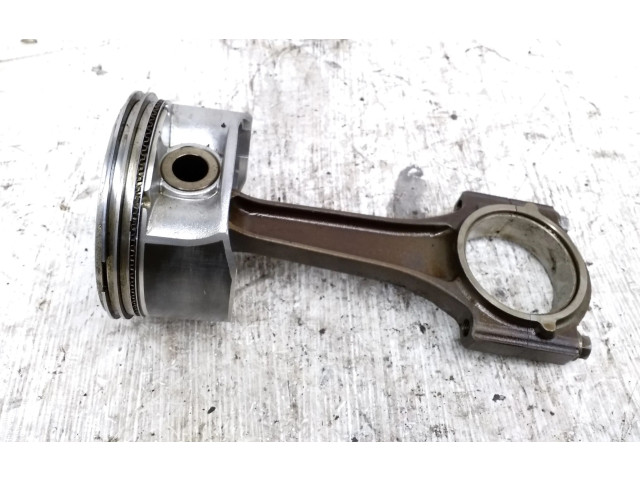  Поршень с шатуном    Chrysler 300 - 300C  