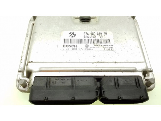 Блок управления двигателя 074906018BH, 0281010677   Volkswagen Transporter - Caravelle T4
