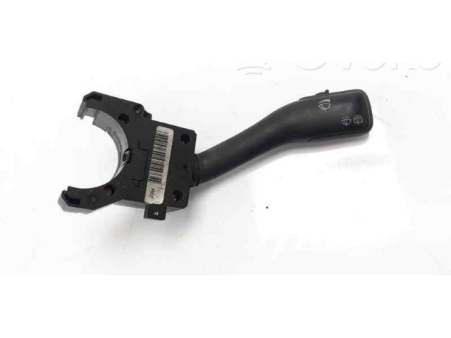 Ручка стеклоочистителей 4B0953503F Audi A3 S3 8L