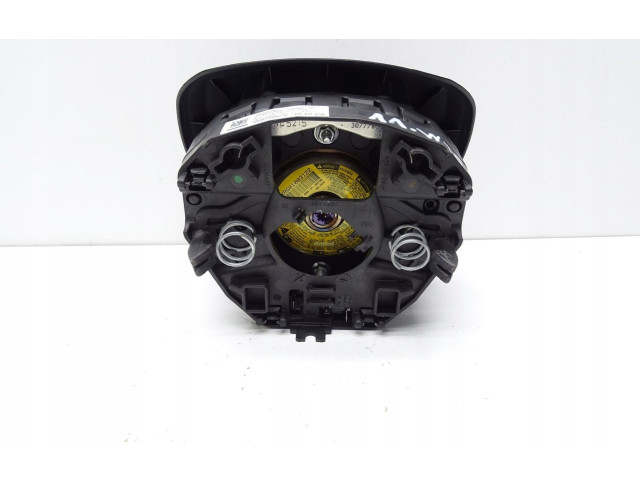 Подушка безопасности водителя 5E0880201B Skoda Octavia Mk3 (5E)