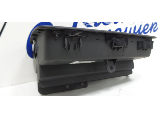 Дисплей 8U0857273A, 8U0857273B Audi Q3 8U