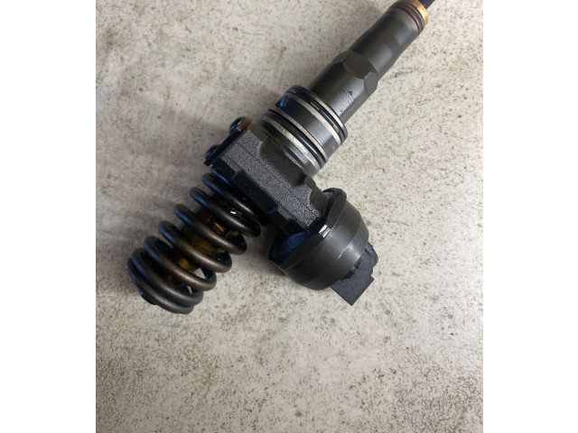 Форсунка 07Z130073F, 07Z130073D    Volkswagen Phaeton   