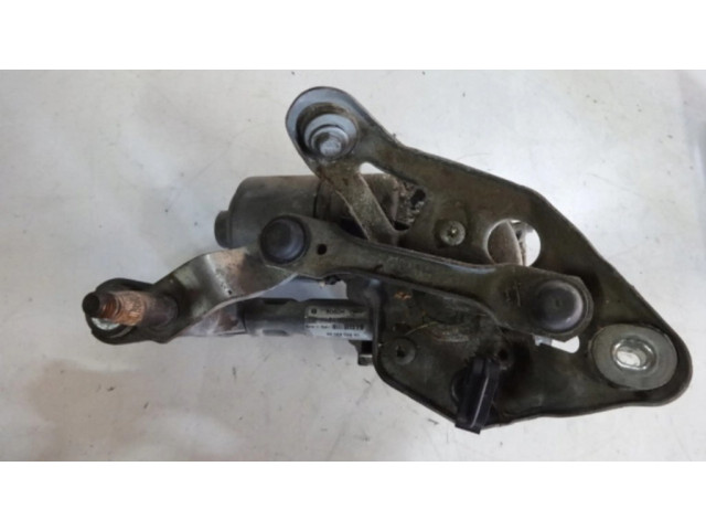 Двигатель стеклоочистителей