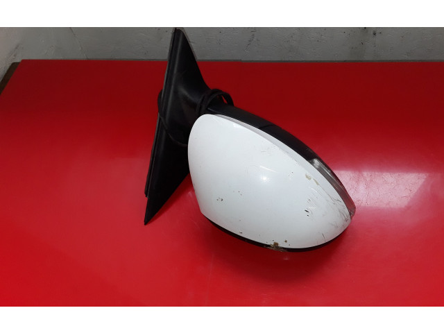 Зеркало электрическое правое Skoda Yeti (5L) 2009-2017 года