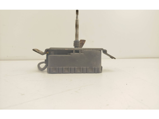 Моторчик стеклоочистителя 0390206216    Volvo S80