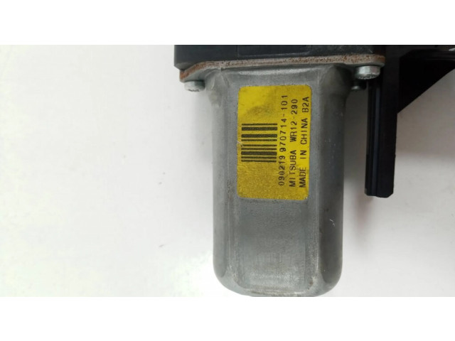 Передний двигатель механизма для подъема окон