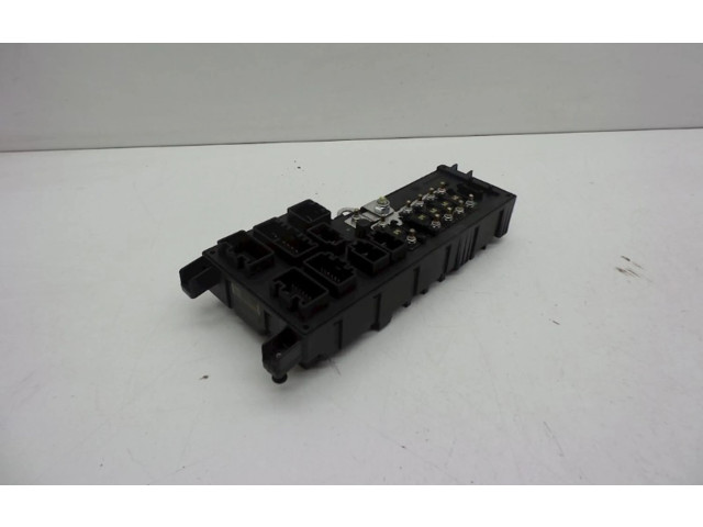 Блок предохранителей  8637841, 8637841   Volvo V70    