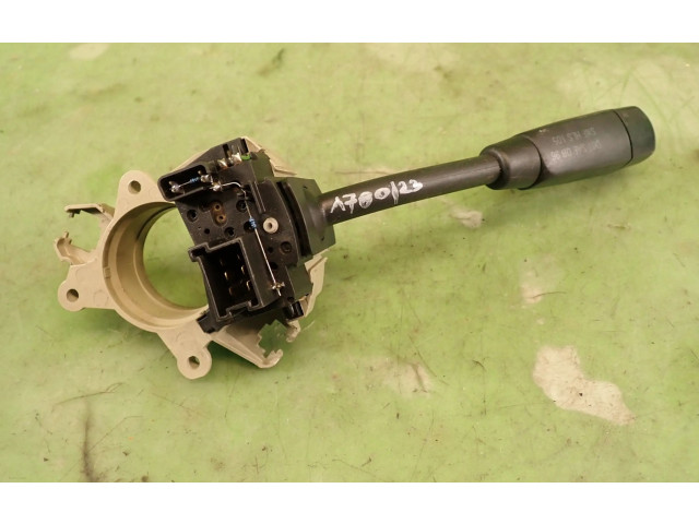 Ручка стеклоочистителей 2035450010   Mercedes-Benz C W203